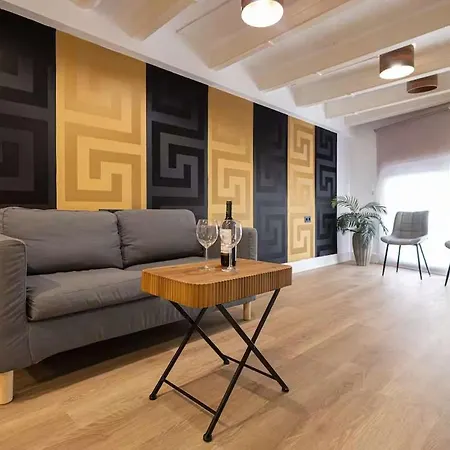 The Collection - Amazing 3 Bedroom With Indoor Pool Apartmán *