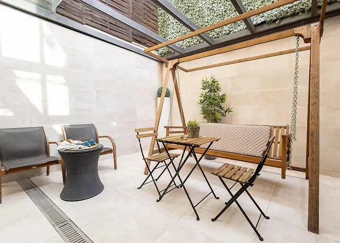 The Collection - Amazing 3 Bedroom With Indoor Pool *