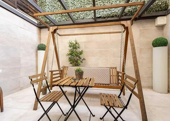 The Collection - Amazing 3 Bedroom With Indoor Pool Барселона
