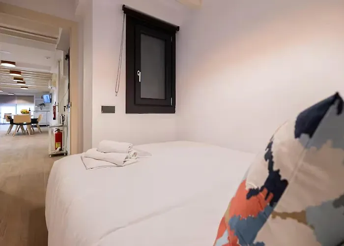 The Collection - Amazing 3 Bedroom With Indoor Pool *